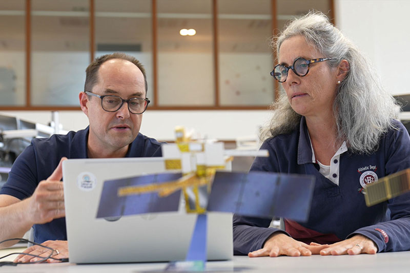 Franck Mercier et Marie-Helene Calvez experts glace et dérive CLS